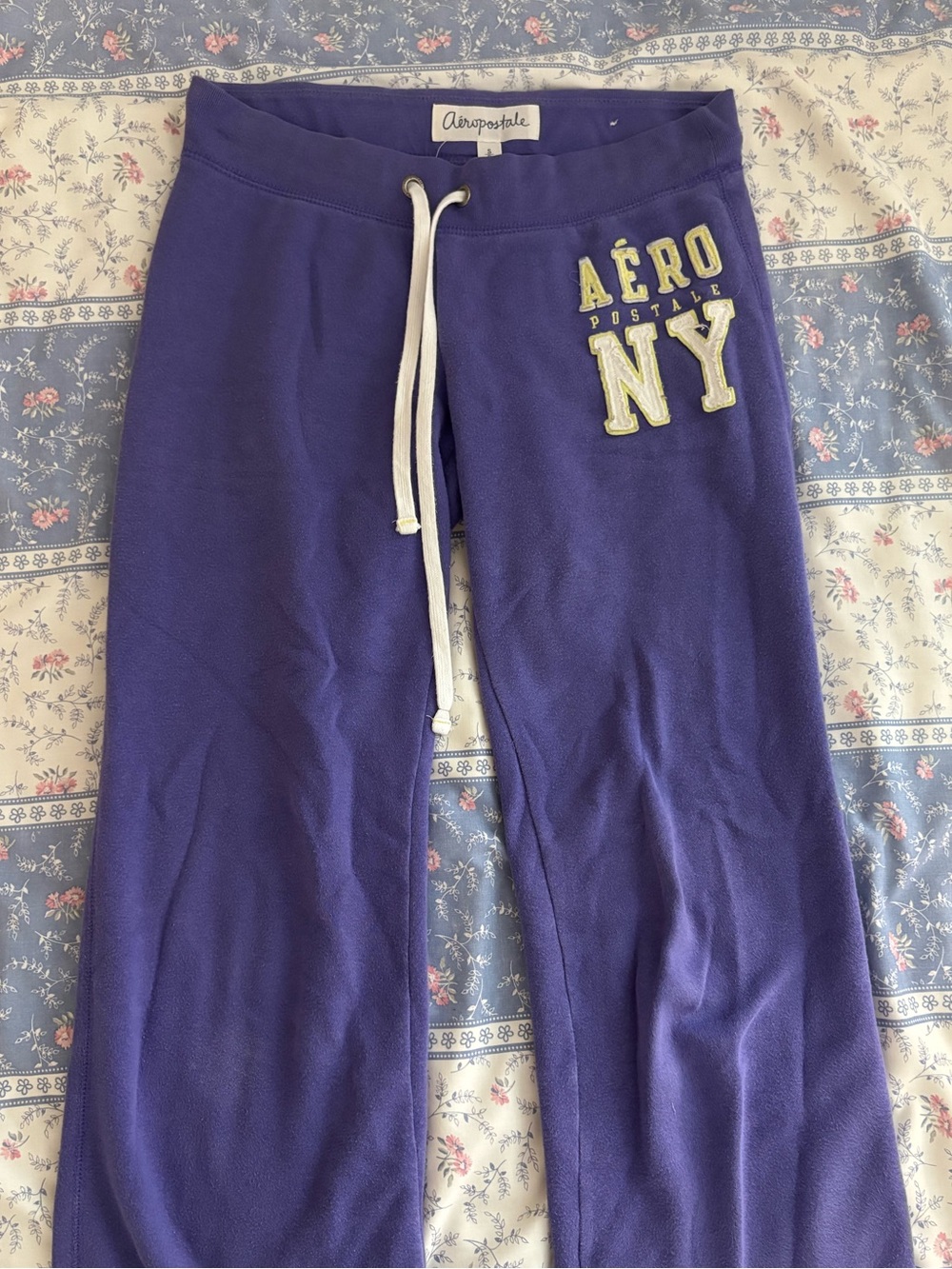 Aeropostale Purple NY Logo Sweatpants